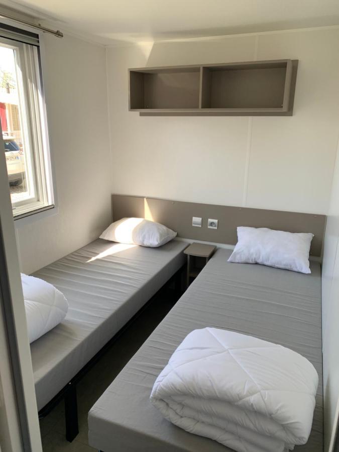 Mobilhome Vias Plage Dans Camping ภายนอก รูปภาพ