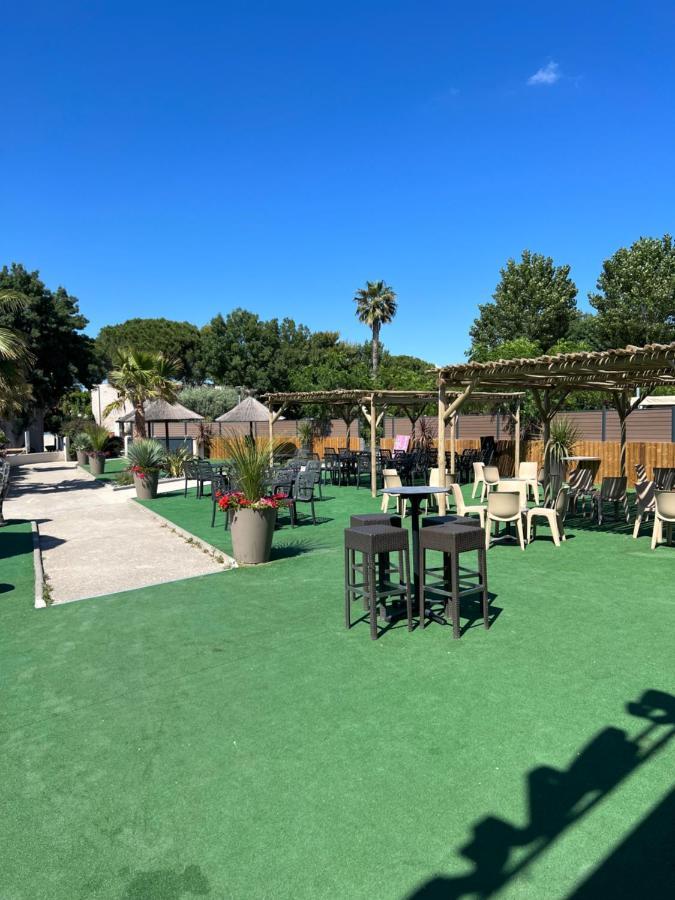 Mobilhome Vias Plage Dans Camping ภายนอก รูปภาพ