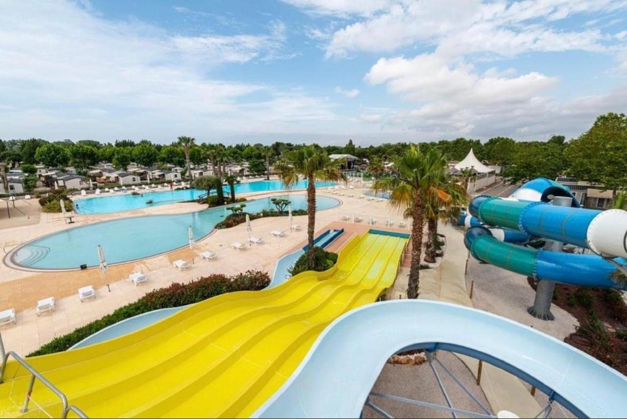 Mobilhome Vias Plage Dans Camping ภายนอก รูปภาพ
