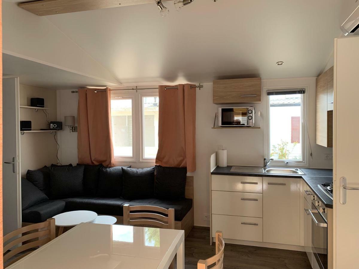 Mobilhome Vias Plage Dans Camping ภายนอก รูปภาพ